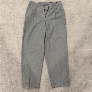 Liz Claiborne women’s houndstooth pleated dress pants, size 12P.